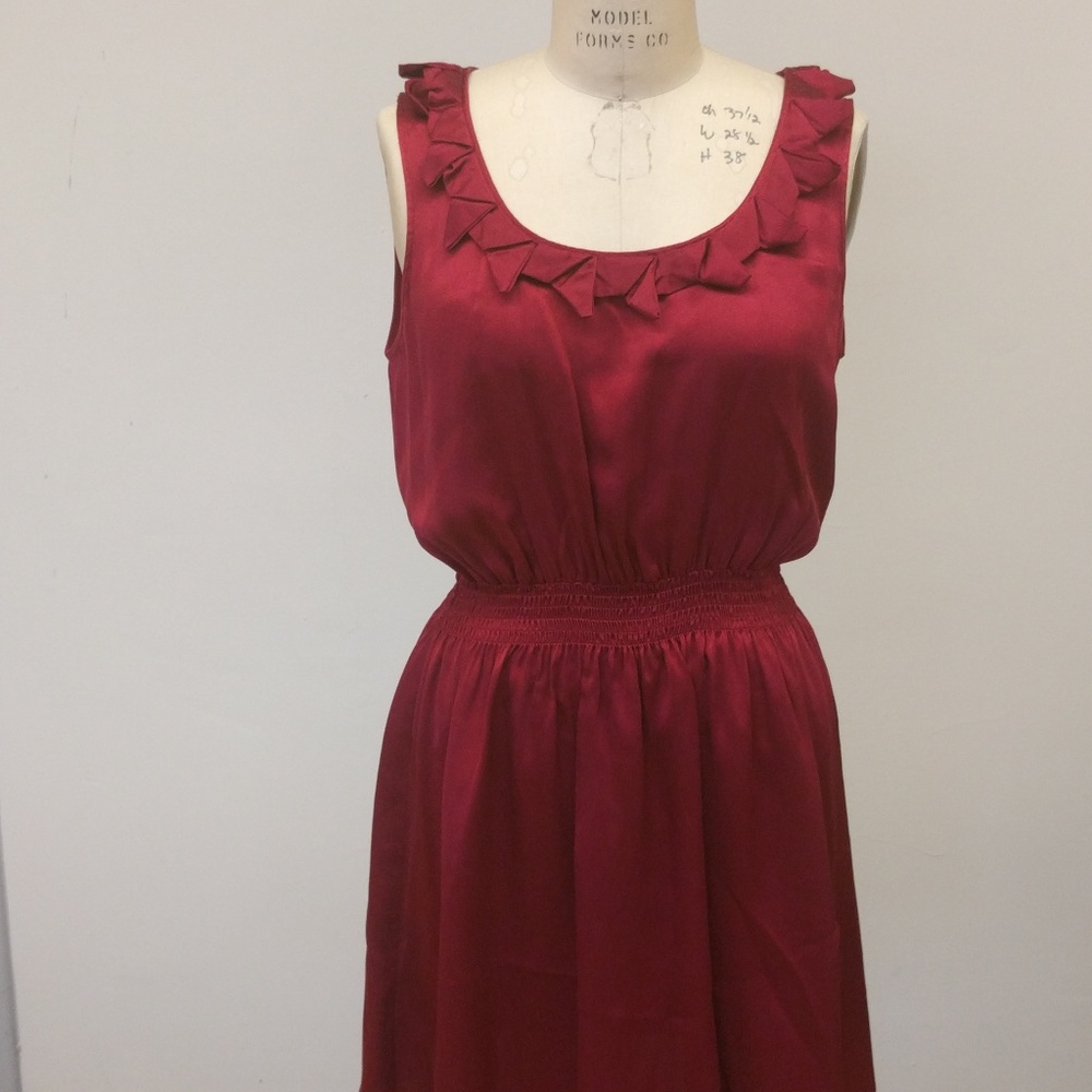 Gianni Bini 100% Silk Red Cocktail Dress